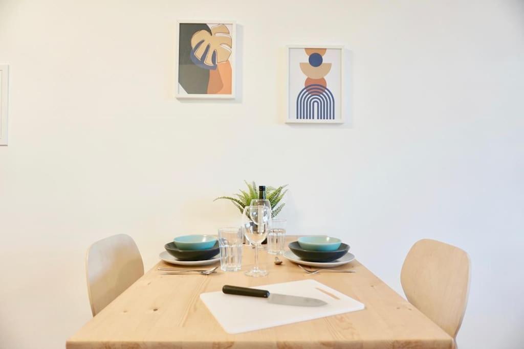 Neu Modernes Apartment In Top Lage, Free Parking Max 1,65M Hoehe Und 1,8M Breite Karlsruhe Zewnętrze zdjęcie